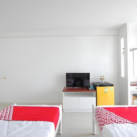 Super Oyo 498 Ladawan Villa Bangkok Dış mekan fotoğraf