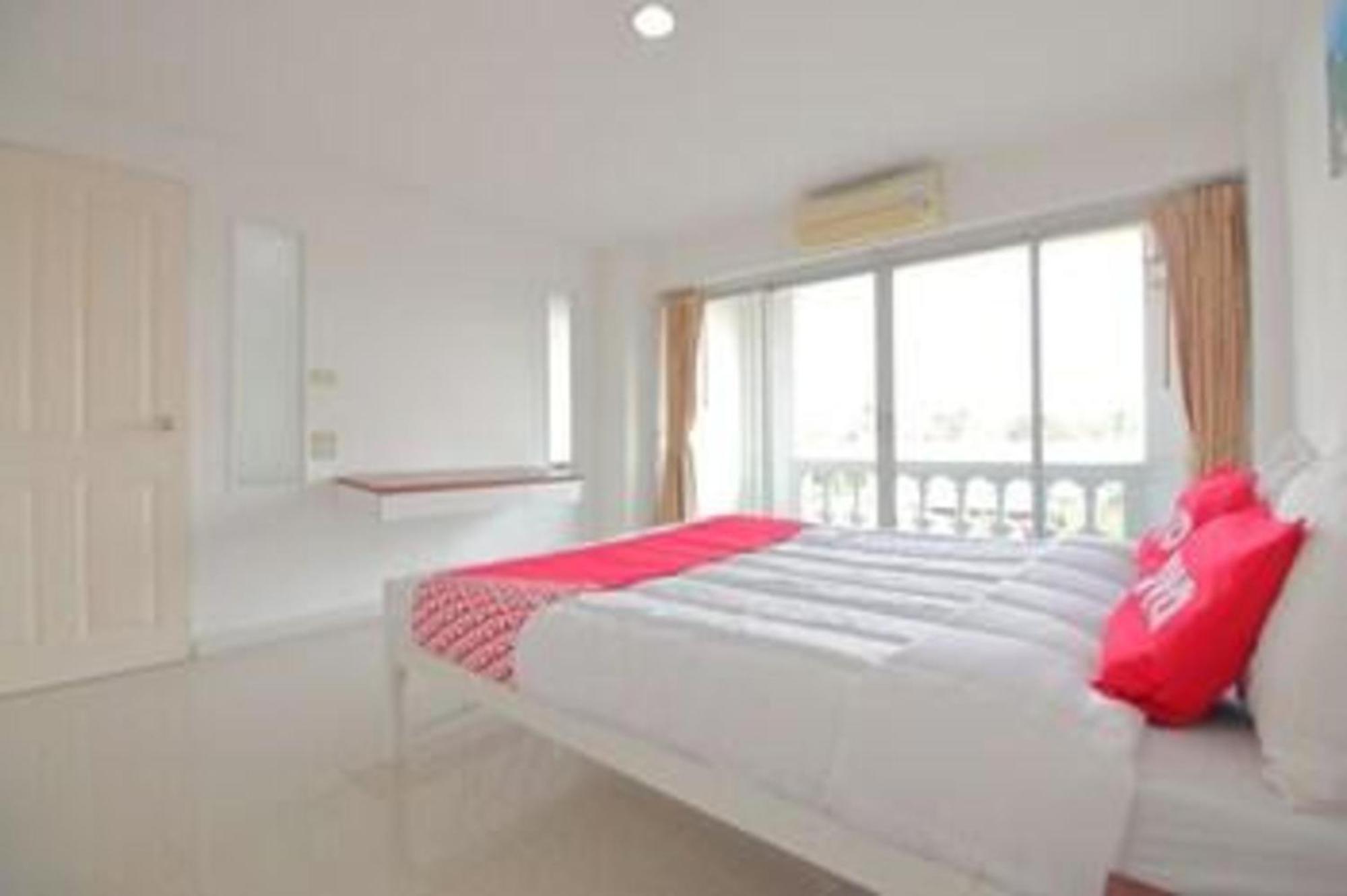Super Oyo 498 Ladawan Villa Bangkok Dış mekan fotoğraf