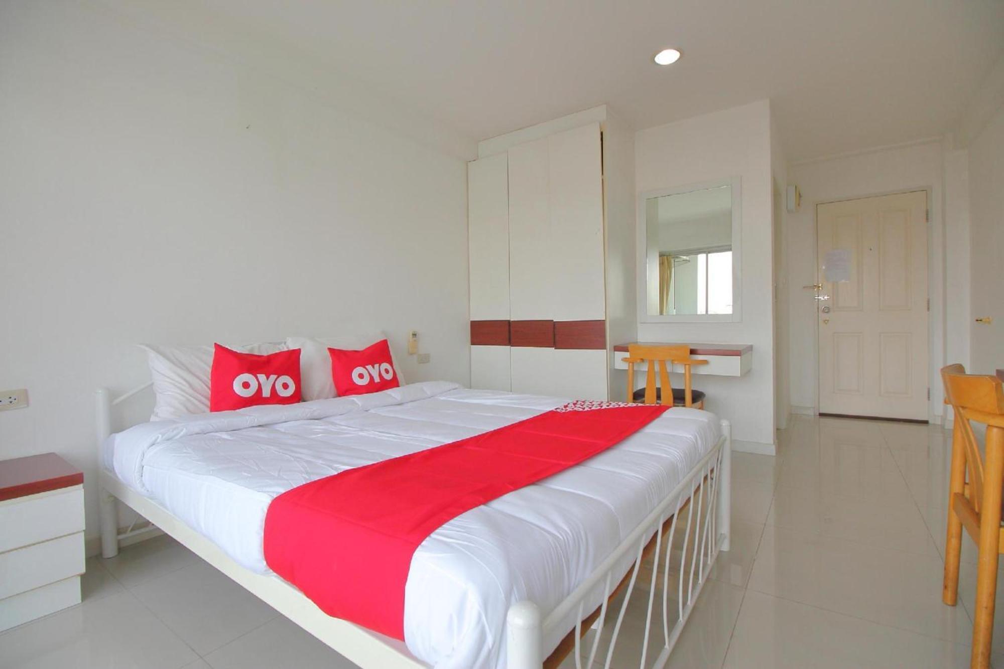 Super Oyo 498 Ladawan Villa Bangkok Dış mekan fotoğraf