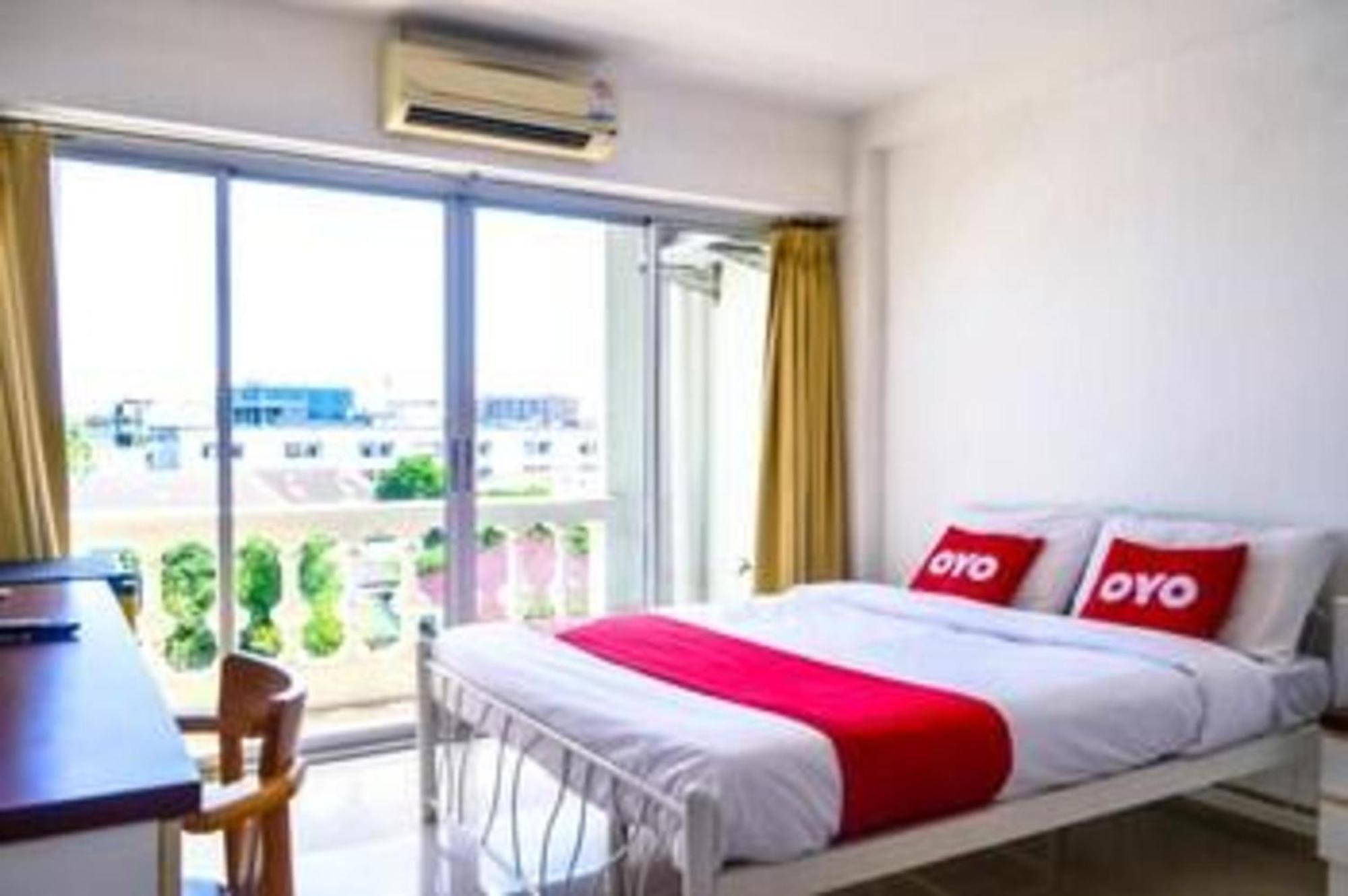 Super Oyo 498 Ladawan Villa Bangkok Dış mekan fotoğraf