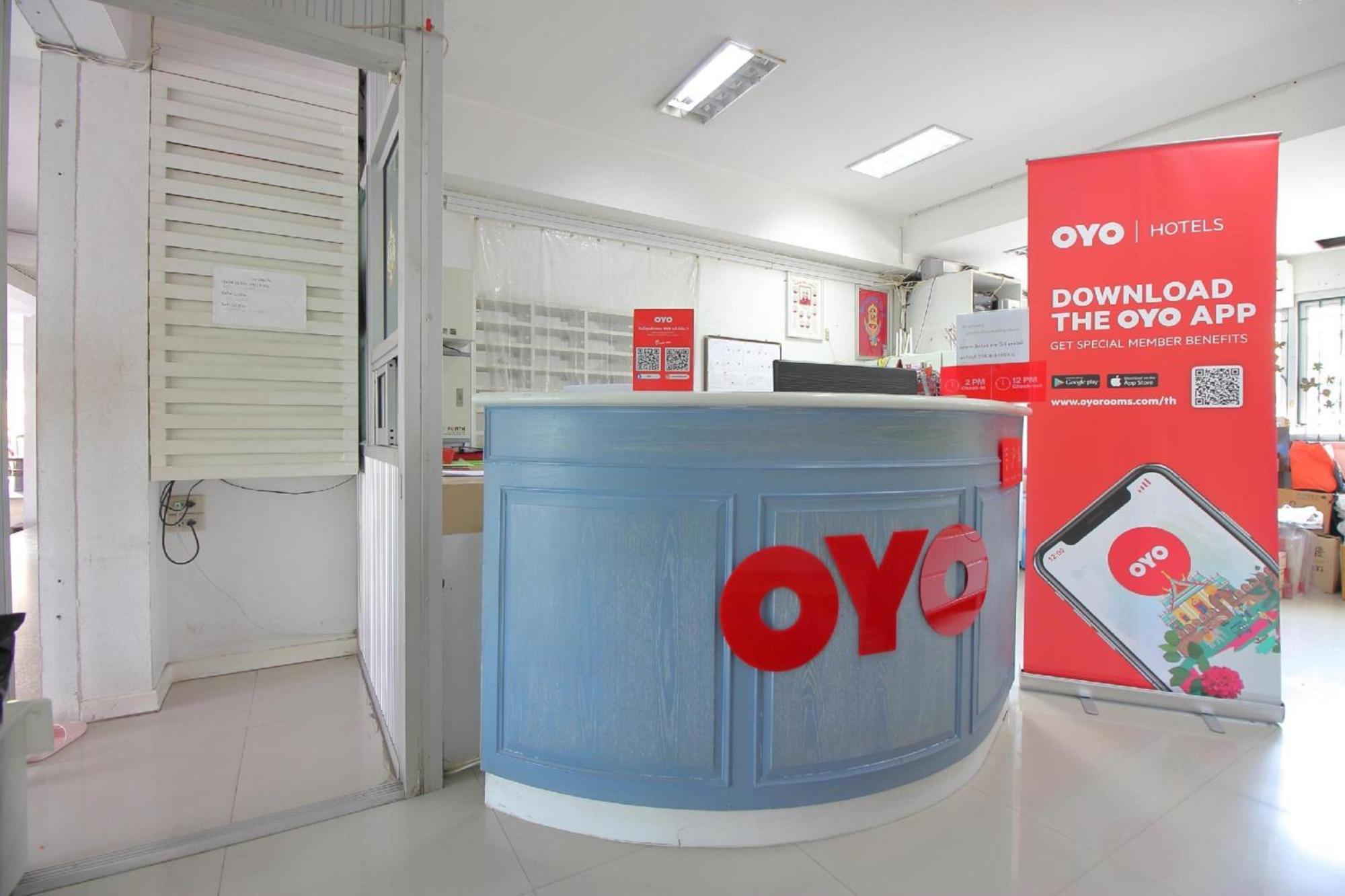 Super Oyo 498 Ladawan Villa Bangkok Dış mekan fotoğraf
