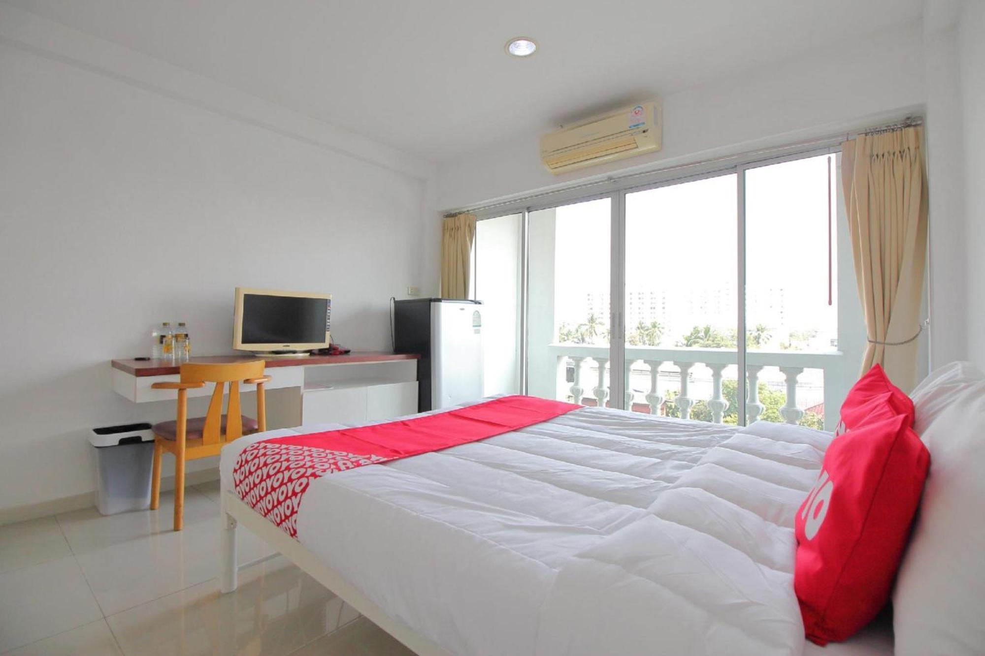 Super Oyo 498 Ladawan Villa Bangkok Dış mekan fotoğraf